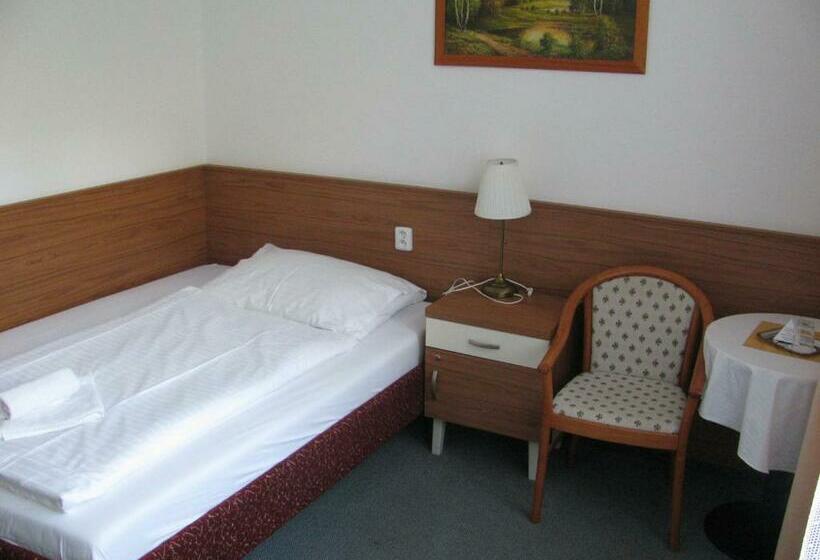 پانسیون Villa Dagmar