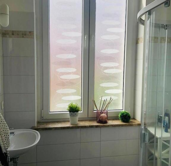 پانسیون Villa Hanseart Lübeck   Privatzimmer In Zentraler Lage