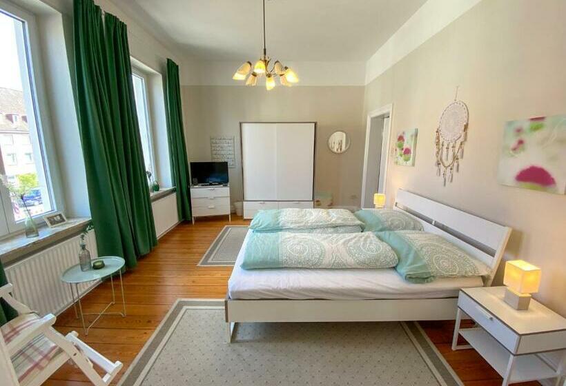 پانسیون Villa Hanseart Lübeck   Privatzimmer In Zentraler Lage