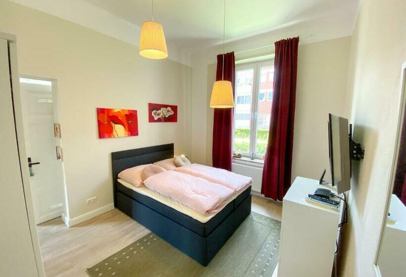 پانسیون Villa Hanseart Lübeck   Privatzimmer In Zentraler Lage