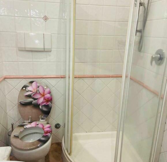 بنسيون Villa Mariposa