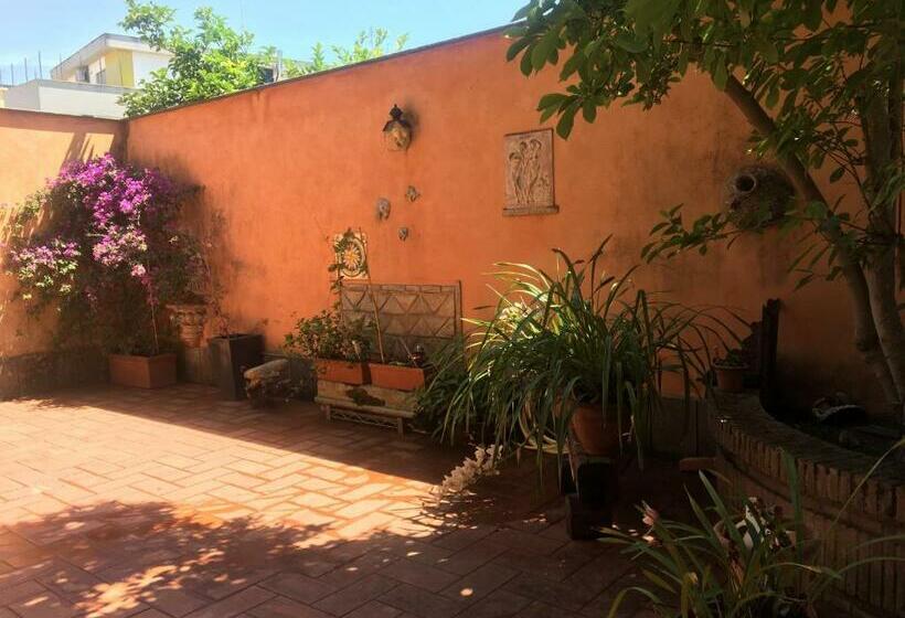 بنسيون Villa Mariposa