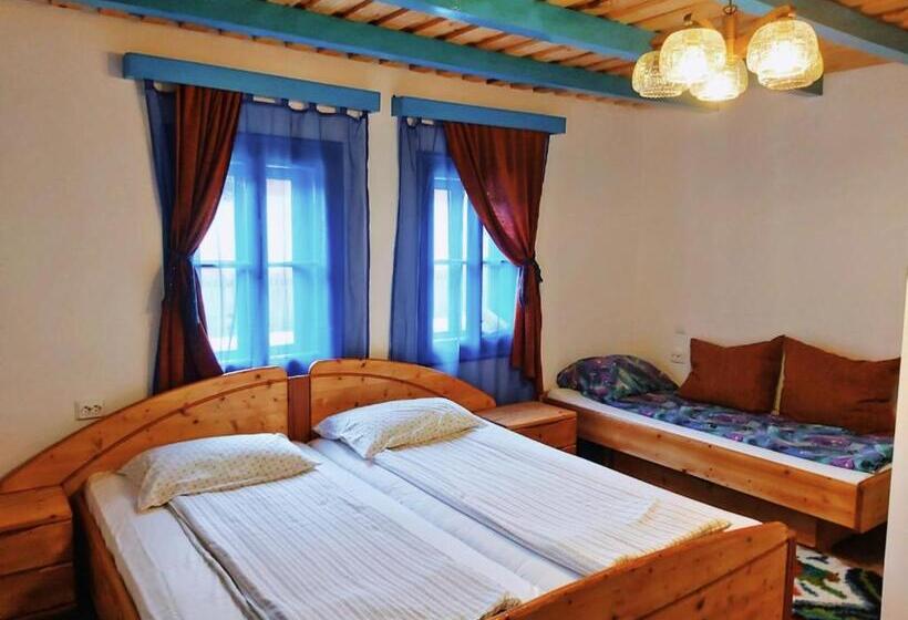 ユースホステル Casa Toth