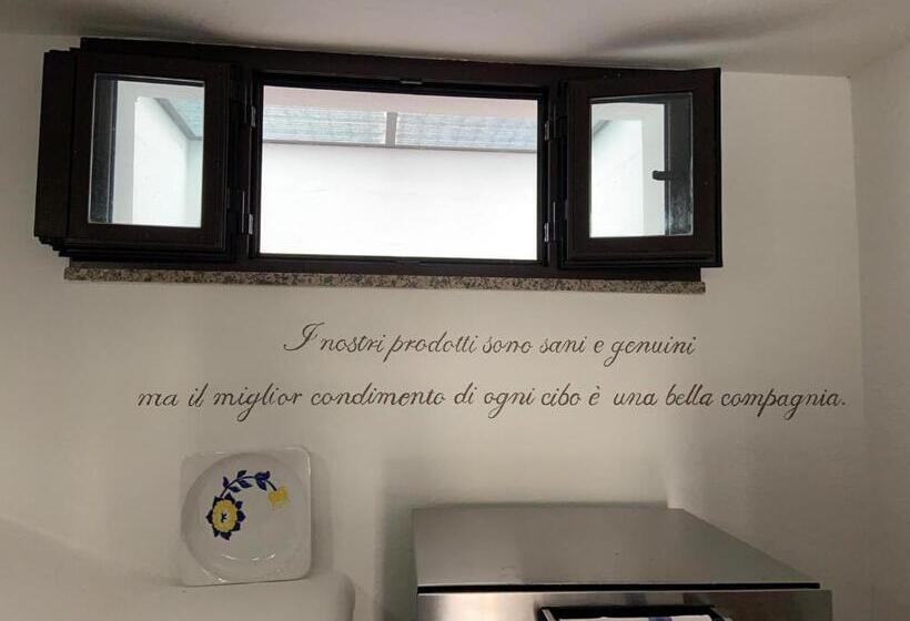 הוסטל Locanda B&b Dandana