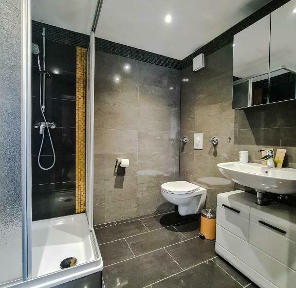 Check Inn Hotels   Essen