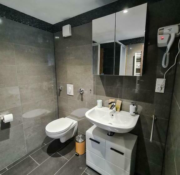 Check Inn Hotels   Essen