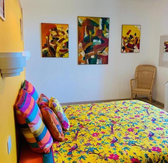ベッドアンドブレックファースト Aux Couleurs De Commarin Chambres D Hôtes