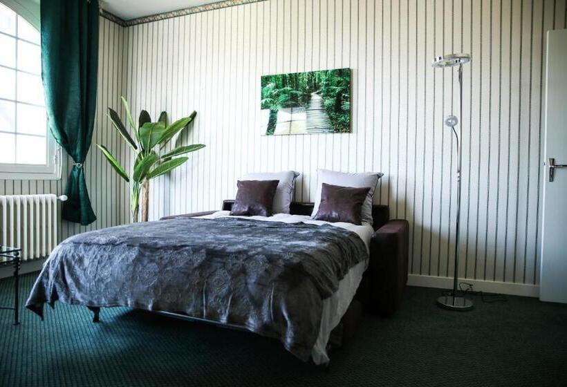 ベッドアンドブレックファースト Aux Portes Du Château