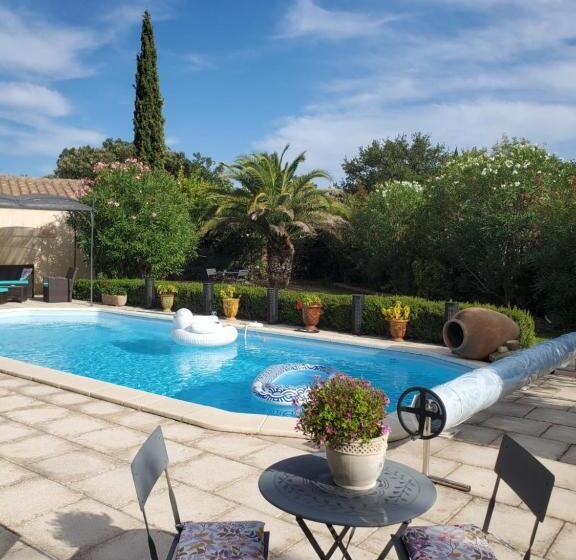 住宿加早餐 Chambre D Hotes à 4 Kms D Uzes Chez Nadou