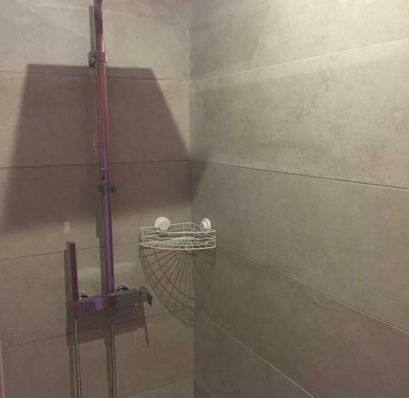 مبيت وإفطار Côté Jardin Des Charmilles