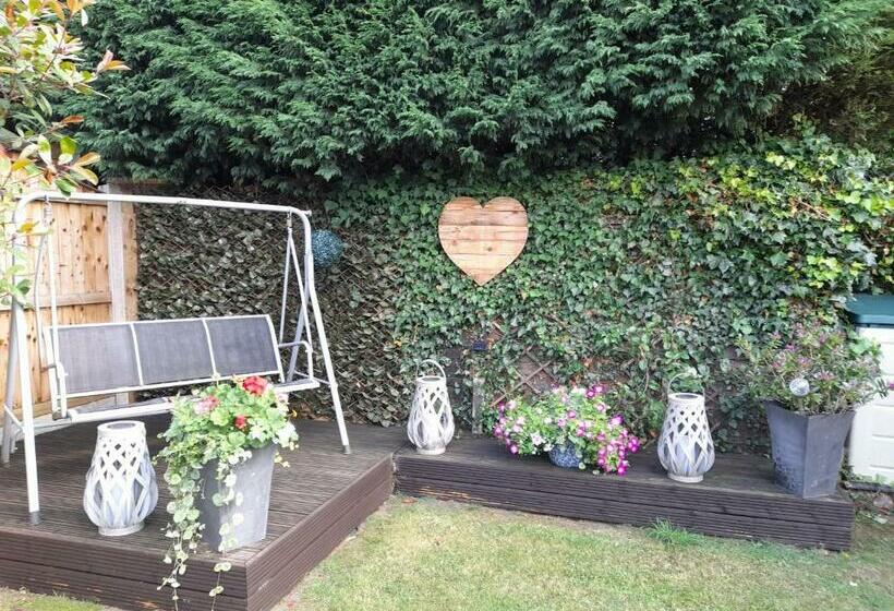 צימר Debonair Bnb @33