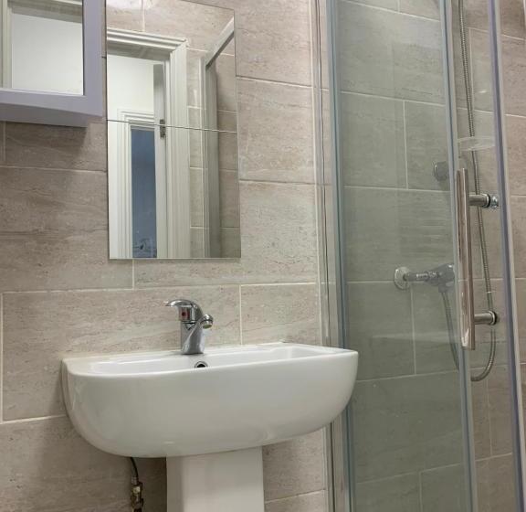 住宿加早餐  Grand Heights Luxury Suites