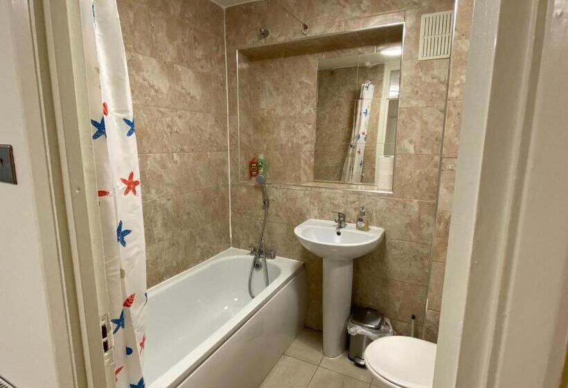 住宿加早餐  Grand Heights Luxury Suites