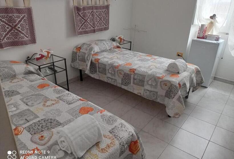 住宿加早餐  I Colori Di Iglesias