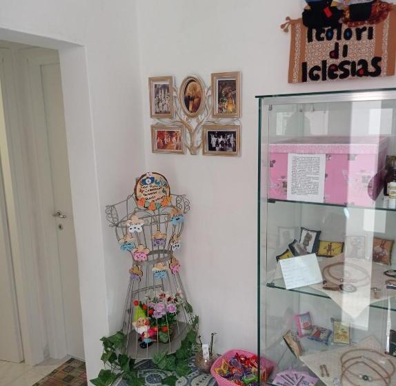 住宿加早餐  I Colori Di Iglesias