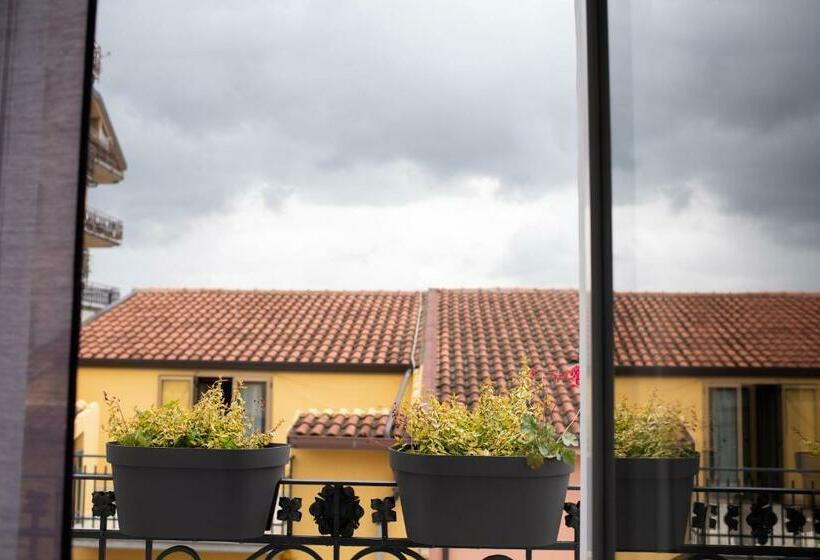 تختخواب و صبحانه Il Portale