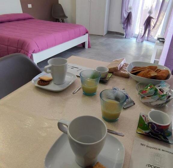 تختخواب و صبحانه Il Portale