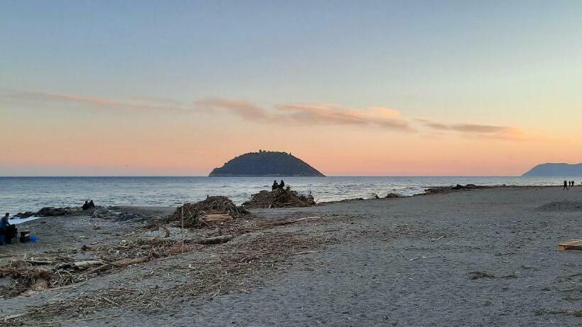 مبيت وإفطار La Gallina Nel Castello Citr Oo9002 Beb Oo11