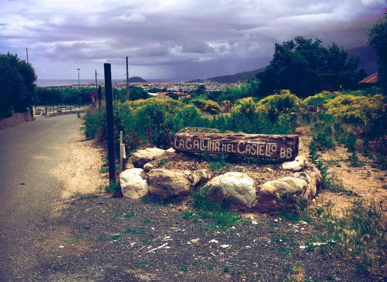 مبيت وإفطار La Gallina Nel Castello Citr Oo9002 Beb Oo11