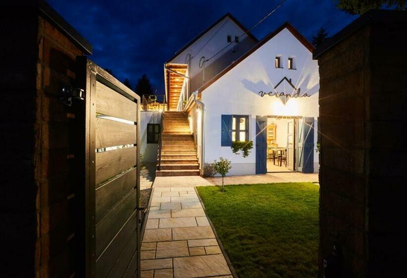 مبيت وإفطار Veranda