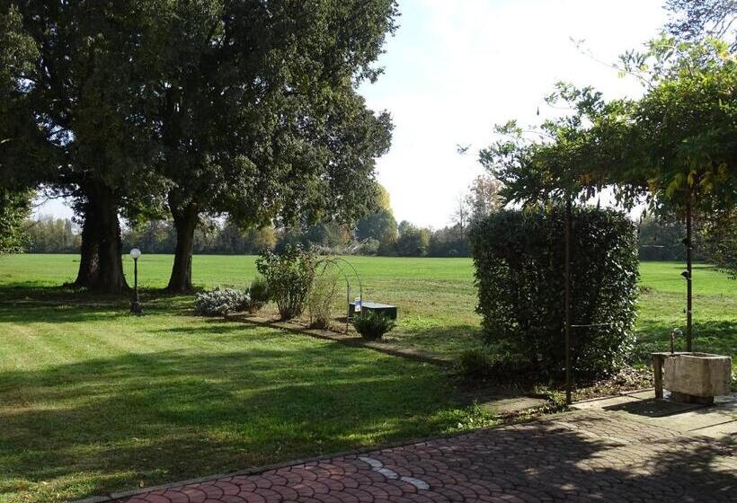 فندق Corte Isolo