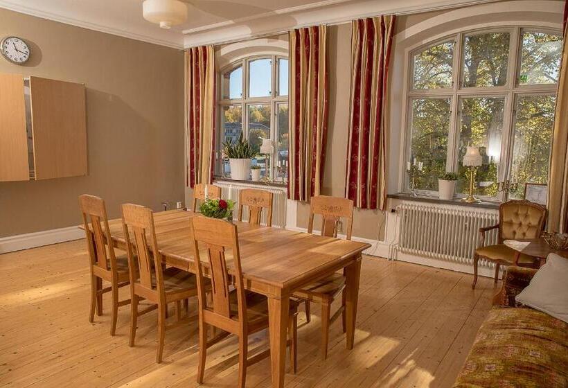 Отель L Station