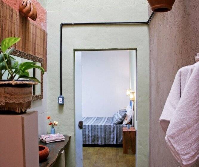 فندق Santo Hostel