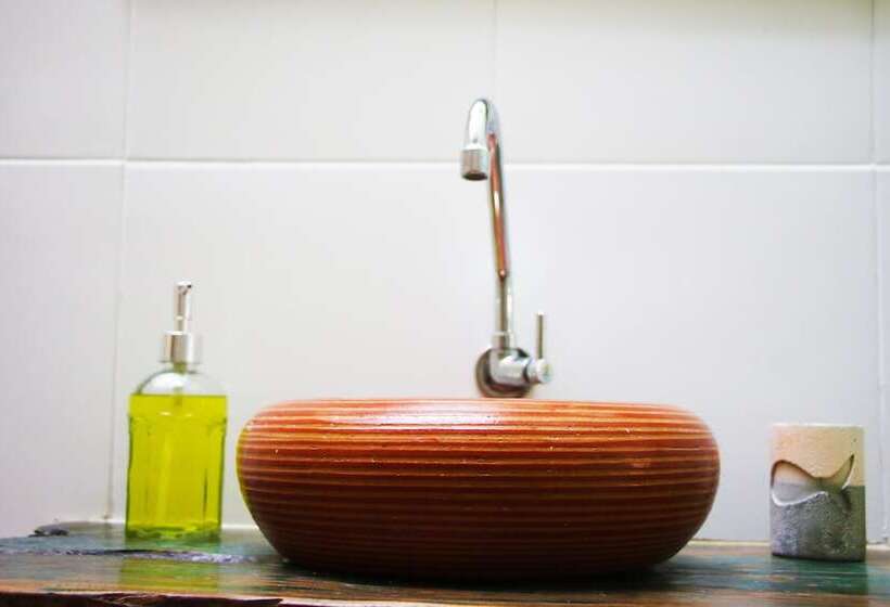 فندق Santo Hostel