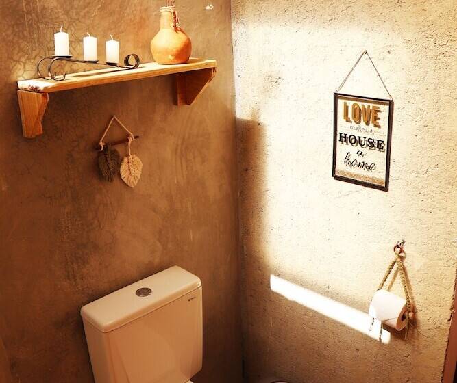 فندق Santo Hostel