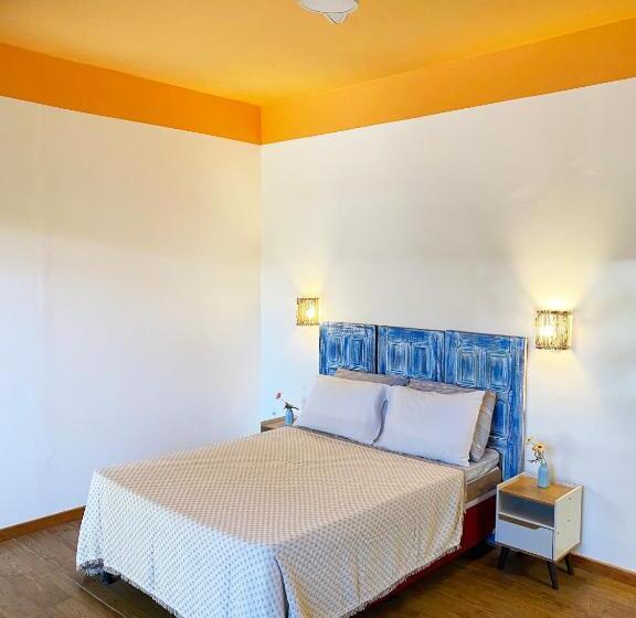 فندق Santo Hostel