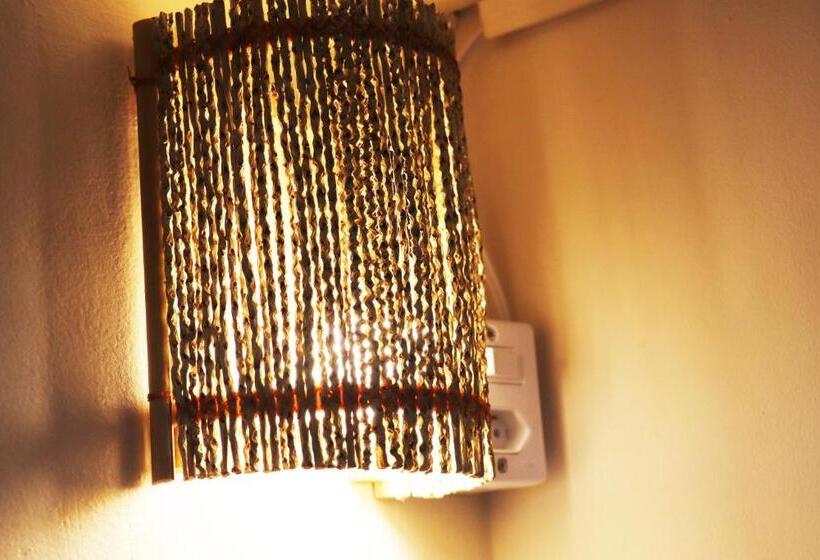 فندق Santo Hostel