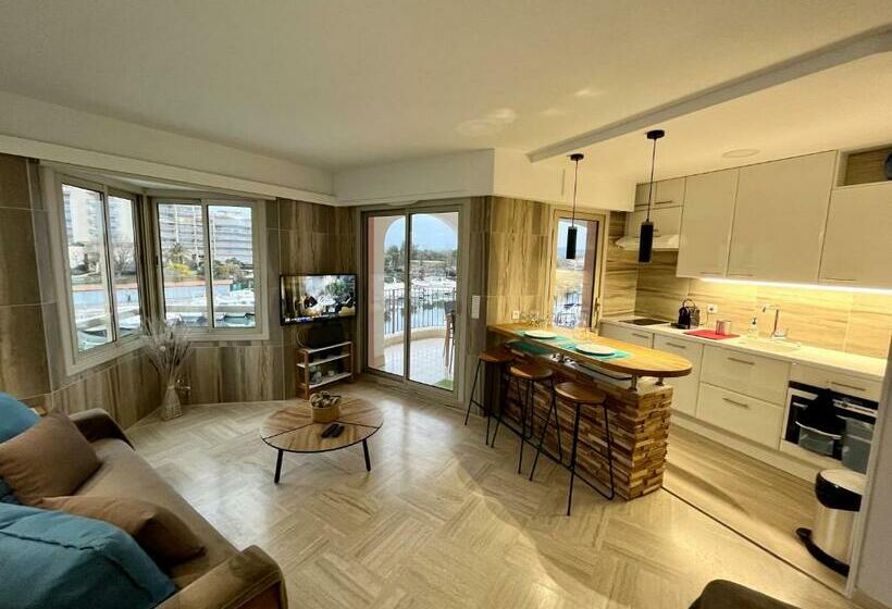 هتل Studio Moderne  Port De Mandelieu  Proche Mer