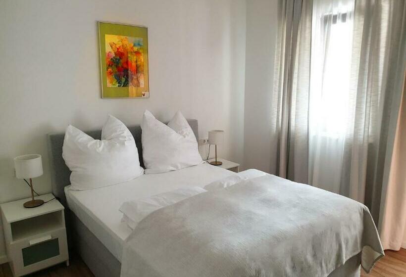 פנסיון Catalleya Haus