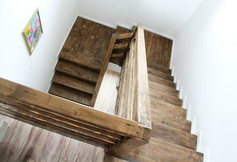 פנסיון Catalleya Haus