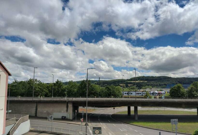 פנסיון De Lux Gästehaus Völklingen