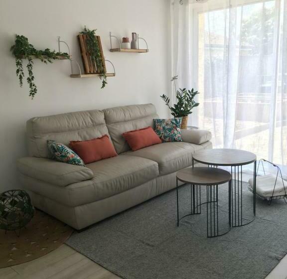 ペンション Gite Des Arènes