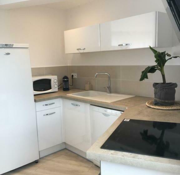 פנסיון Gite Des Arènes