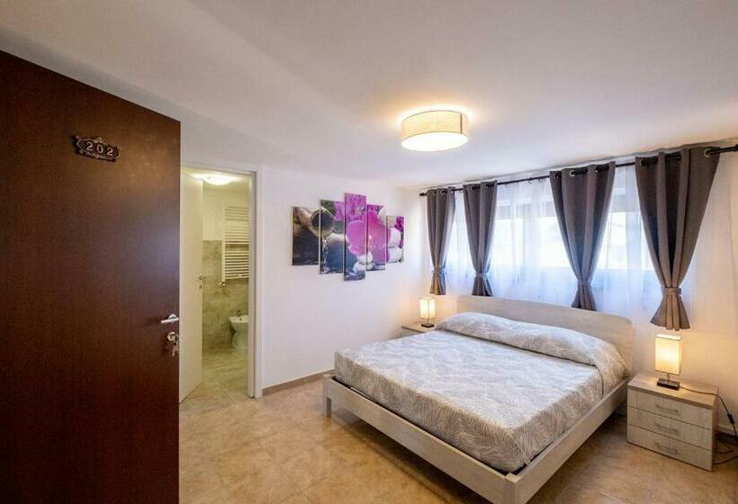 ペンション La Casa Di Lally