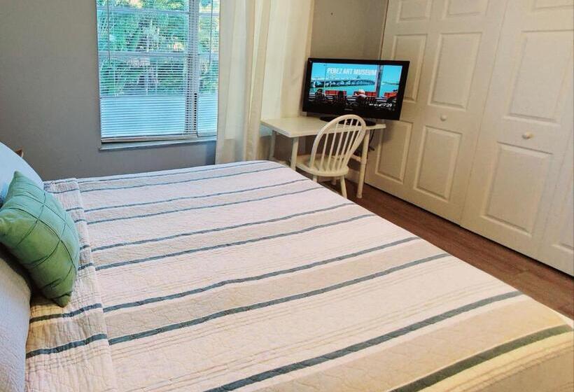 بنسيون La Casona Azul