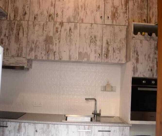 ペンション Lazaros Stonehouse