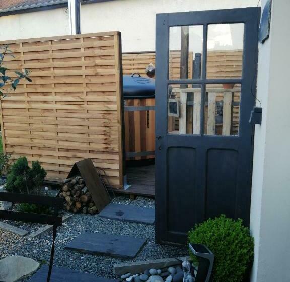 بنسيون Le Clos Du 51   Chambres D Hôtes