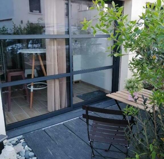 بنسيون Le Clos Du 51   Chambres D Hôtes