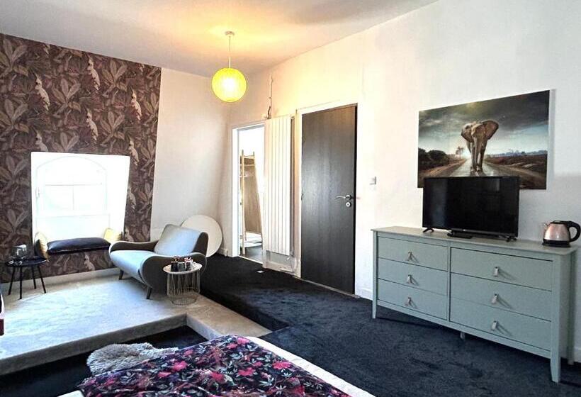 پانسیون Le Henri Ii