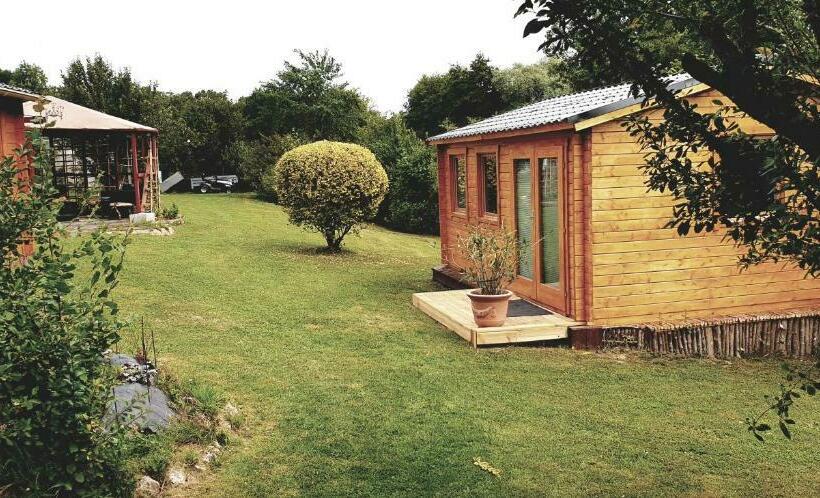 פנסיון Lily Of The Valley