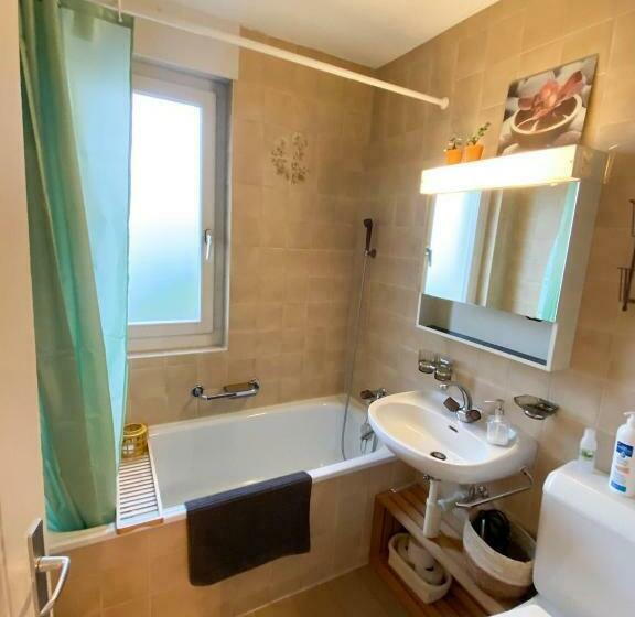 بنسيون Neb Thun Lodge`s Appartement 1 Hilterfingen Ringstrasse 6