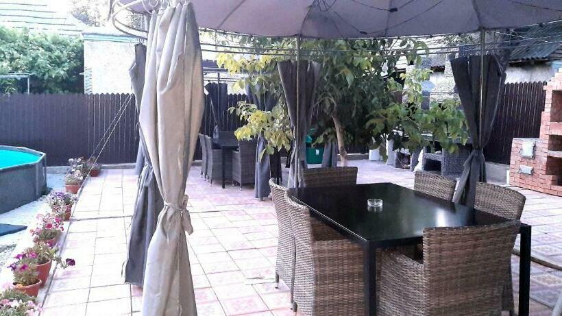 Pensiunea Happy Flowers