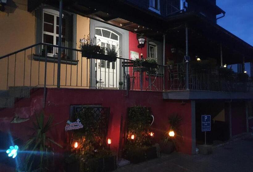 호스텔 Gästehaus Weißes Lamm Monteurzimmer