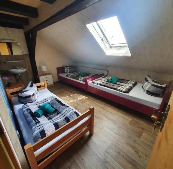 호스텔 Gästehaus Weißes Lamm Monteurzimmer