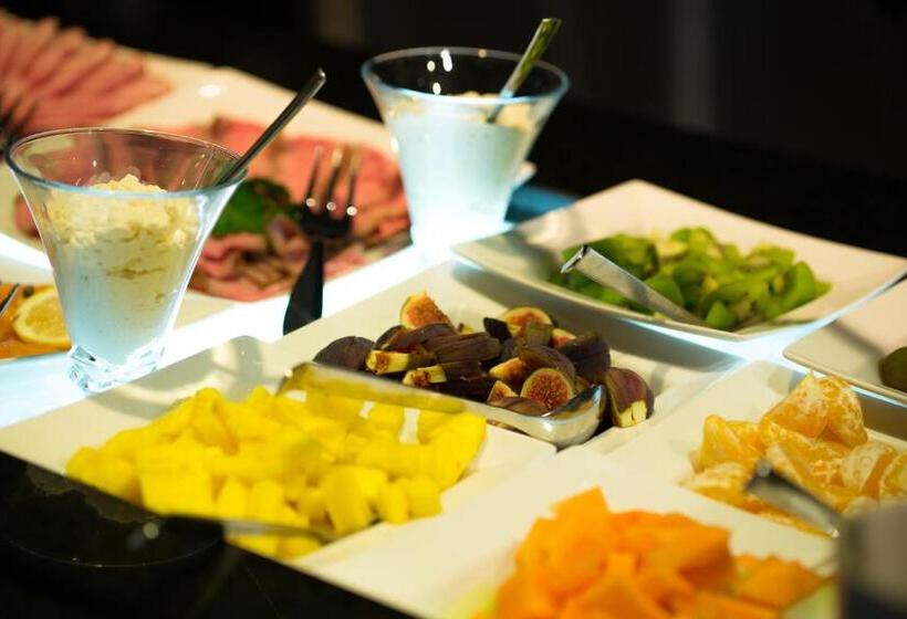 הוסטל Haus Am Schlossberg