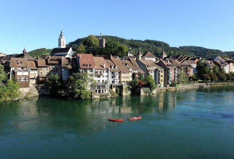 הוסטל Haus Am Schlossberg